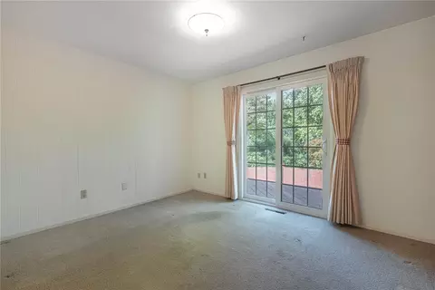 Bedroom - 1553 Red Oak Rd, Kettering, OH 45432 photo 6 of 7