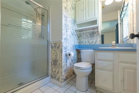 Bath - 1553 Red Oak Rd, Kettering, OH 45432 photo 1 of 3