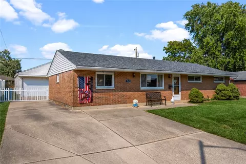 7845 Harshmanville Rd, Huber Heights, OH 45424