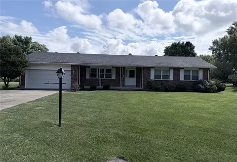 3692 Crestview Ave, Lebanon, OH 45036