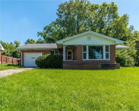 2230 Fairport Ave, Dayton, OH 45406