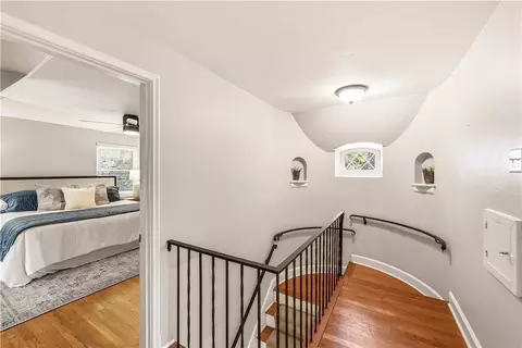 Entry Way - 4010 Ridgeway Rd, Kettering, OH 45429 photo 2 of 2