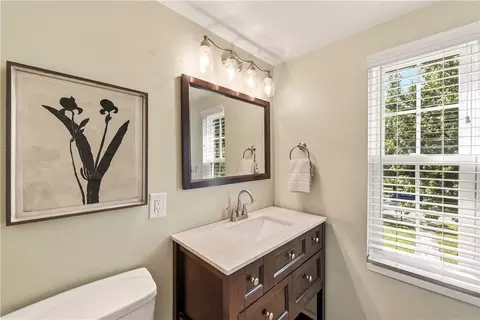 Bath - 4010 Ridgeway Rd, Kettering, OH 45429 photo 4 of 6
