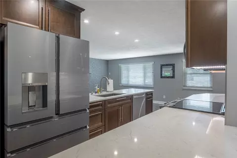 Kitchen - 7870 Old Dobbin Pl, Centerville, OH 45459 photo 1 of 5