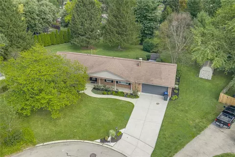 View/Area - 7870 Old Dobbin Pl, Centerville, OH 45459 photo 2 of 7