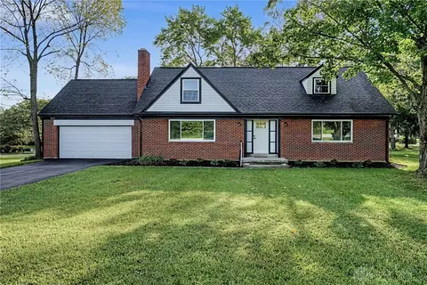 5804 Basore Rd, Dayton, OH 45415