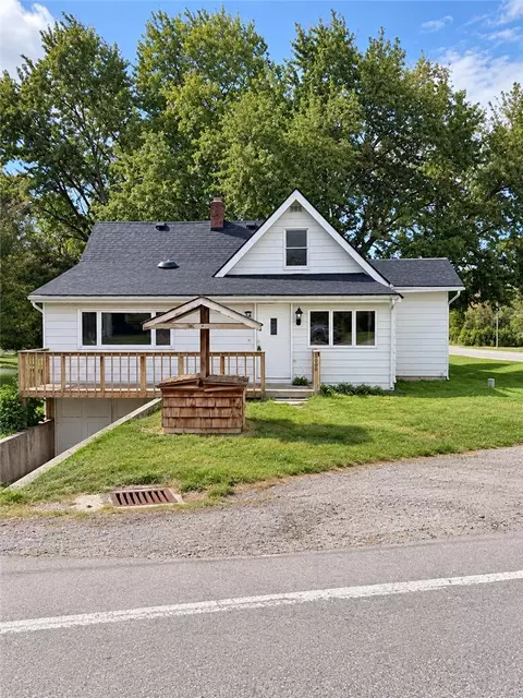 5008 S Kessler Frederick Rd, Troy, OH 45373