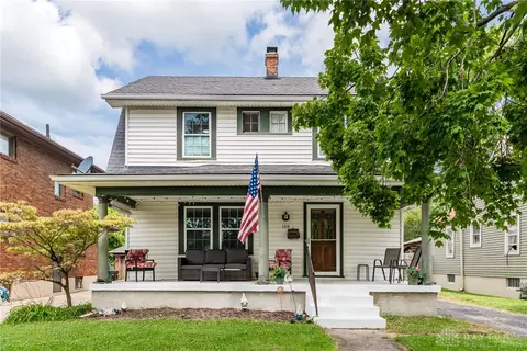 Exterior - 109 Cushing Ave, Kettering, OH 45429 photo 4 of 8