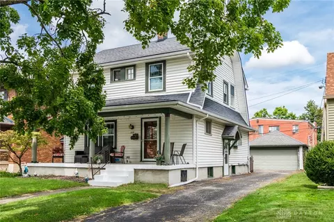Exterior - 109 Cushing Ave, Kettering, OH 45429 photo 3 of 8