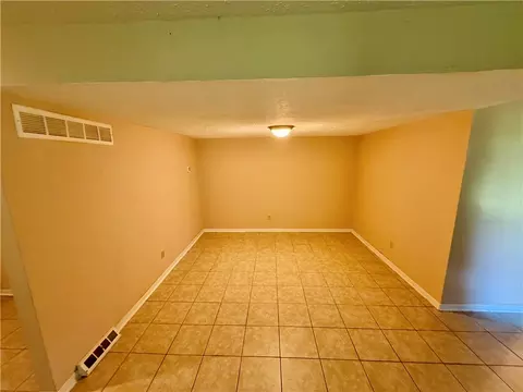 Living - 6371 Braxton Pl, Centerville, OH 45459 photo 1 of 7