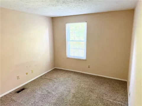 Bedroom - 6371 Braxton Pl, Centerville, OH 45459 photo 2 of 7