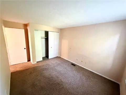 Bedroom - 6371 Braxton Pl, Centerville, OH 45459 photo 3 of 7