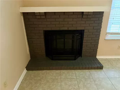 Living - 6371 Braxton Pl, Centerville, OH 45459 photo 4 of 7