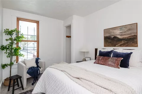 Bedroom - 1925 E 4th St, Dayton, OH 45403 photo 3 of 5