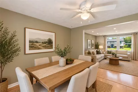 Dining - 487 Brunswick Dr, Forest Park, OH 45240 photo 1 of 2