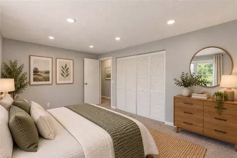 Bedroom - 487 Brunswick Dr, Forest Park, OH 45240 photo 3 of 6