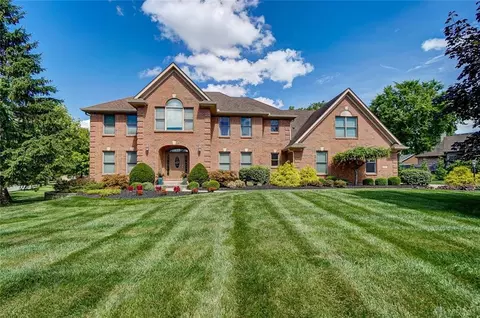 301 Yankee Trace Dr, Centerville, OH 45458 photo 2