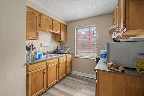 Kitchen - 526 Corona Ave, Kettering, OH 45419 photo 1 of 5
