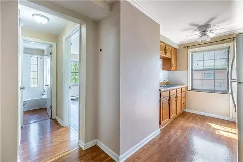 Entry Way - 526 Corona Ave, Kettering, OH 45419 photo 2 of 3
