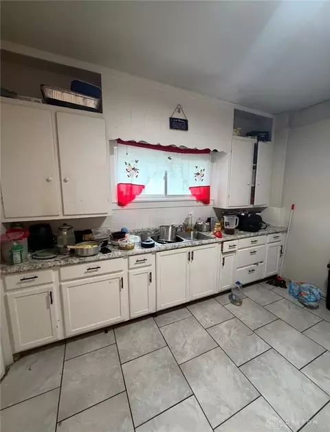 Kitchen - 1307 Selma Rd, Springfield, OH 45505 photo 2 of 3