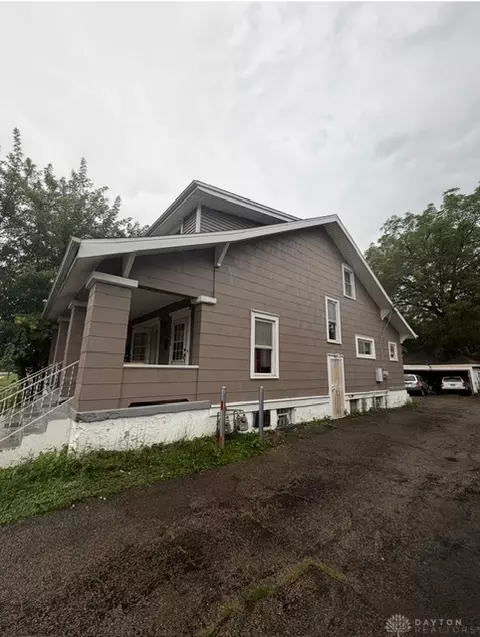 Exterior - 1307 Selma Rd, Springfield, OH 45505 photo 5 of 6