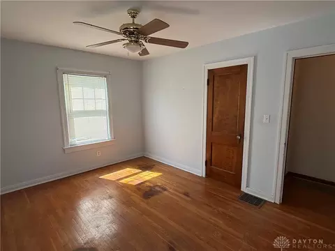 Bedroom - 1213 Alta Vista Dr, Kettering, OH 45420 photo 5 of 9