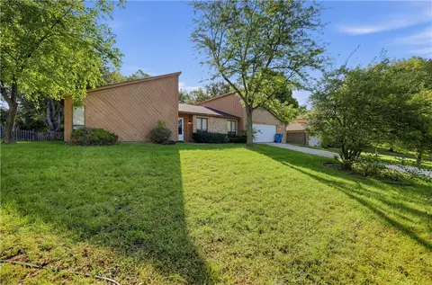 6636 Portrait Dr, Dayton, OH 45415