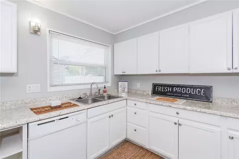 Kitchen - 1712 Forrer Blvd, Kettering, OH 45420 photo 4 of 4