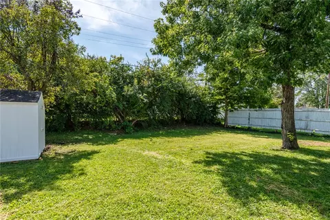 Exterior - 1712 Forrer Blvd, Kettering, OH 45420 photo 7 of 9