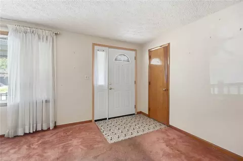 Entry Way - 2560 Casey Dr, Springfield, OH 45503 photo 1 of 1