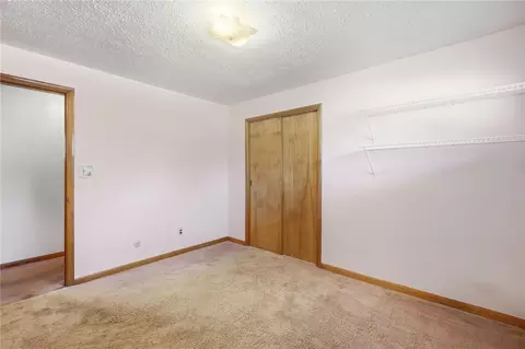 Bedroom - 2560 Casey Dr, Springfield, OH 45503 photo 6 of 7