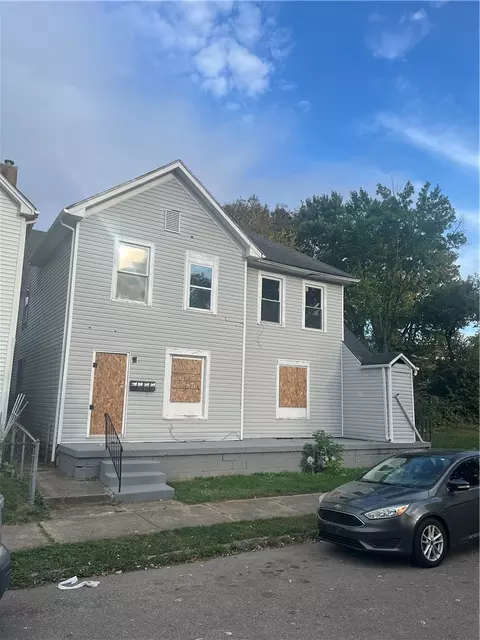 48 S Monmouth St, Dayton, OH 45403