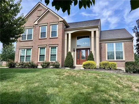 6218 Hedgerow Dr, Beckett Ridge, OH 45069