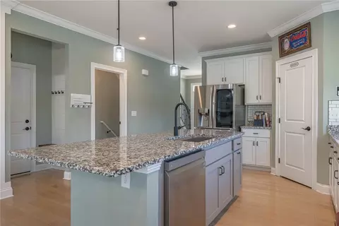Kitchen - 2687 W Millstone Dr, Kettering, OH 45420 photo 3 of 7