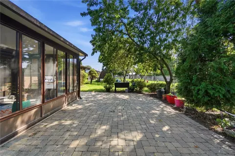 Exterior - 2276 E Rahn Rd, Kettering, OH 45440 photo 11 of 11