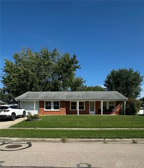264 Portsmouth Ave, Xenia, OH 45385