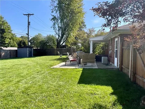 Exterior - 935 Gardner, Kettering, OH 45429 photo 5 of 6