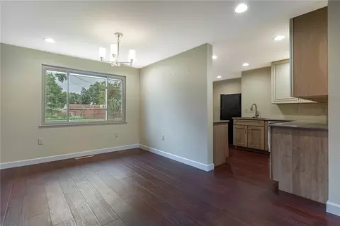 Living - 1100 Donson Dr, Kettering, OH 45429 photo 5 of 5