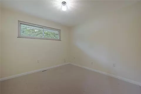 Bedroom - 1100 Donson Dr, Kettering, OH 45429 photo 1 of 6