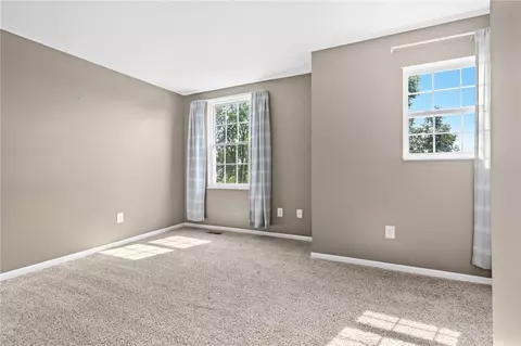 Bedroom - 3082 W Jackson Rd, Springfield, OH 45502 photo 5 of 5