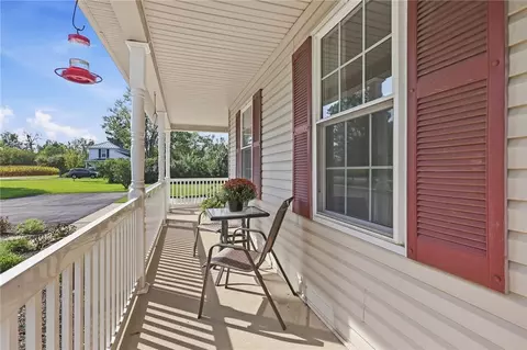Exterior - 3082 W Jackson Rd, Springfield, OH 45502 photo 8 of 22