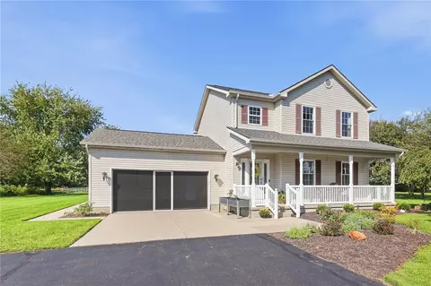 Exterior - 3082 W Jackson Rd, Springfield, OH 45502 photo 5 of 22