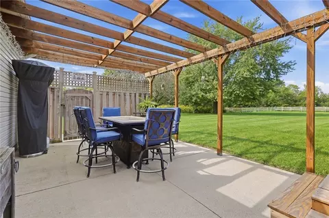 Exterior - 3082 W Jackson Rd, Springfield, OH 45502 photo 13 of 22