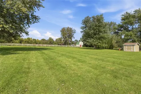 Exterior - 3082 W Jackson Rd, Springfield, OH 45502 photo 18 of 22