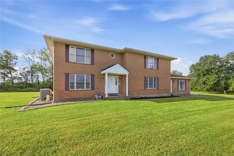 9388 Mile Rd, New Lebanon, OH 45345