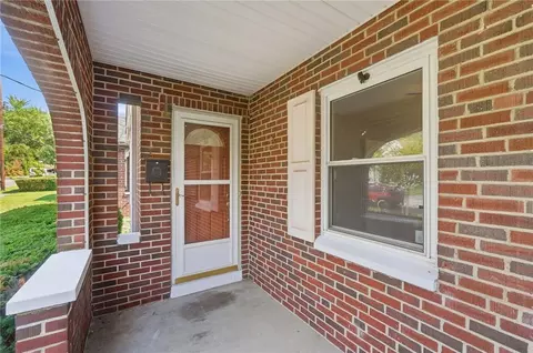 Exterior - 6921 Windward St, Cincinnati, OH 45227 photo 2 of 10