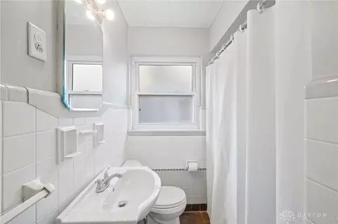 Bath - 6921 Windward St, Cincinnati, OH 45227 photo 1 of 3