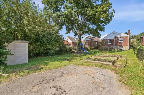 Exterior - 6921 Windward St, Cincinnati, OH 45227 photo 9 of 10