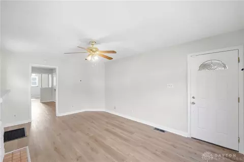 Living - 6921 Windward St, Cincinnati, OH 45227 photo 1 of 4