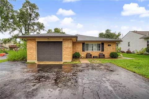 19 Gloria Ave, New Lebanon, OH 45345